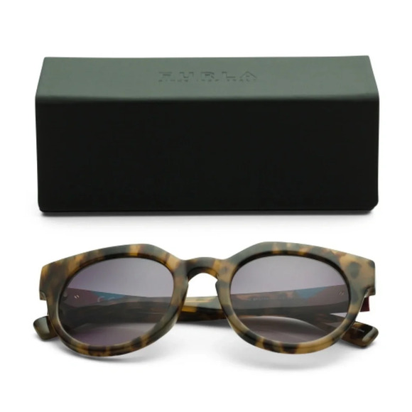 COPY - FURLA 48mm Designer Sunglasses - Picture 3 of 7